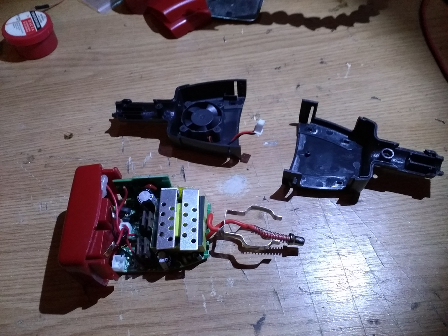 arcade_redesigning_an_arcade_cabinet_power_inverter_disassembly.png