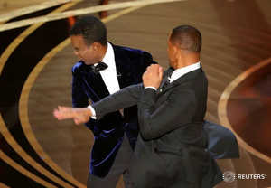 will_smith_punching_chris_rock.png